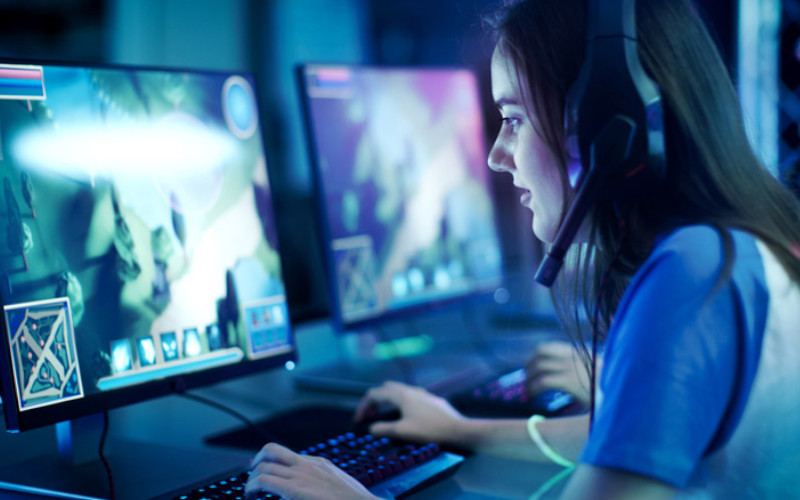 Survei Menunjukkan 59 % Wanita Sembunyikan Gender saat Bermain Game Online untuk Hindari Pelecehan