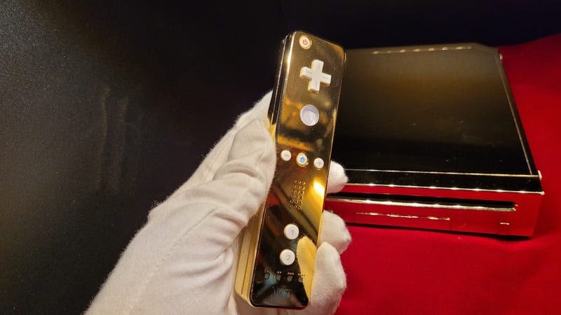 Nintendo WII berlapis emas