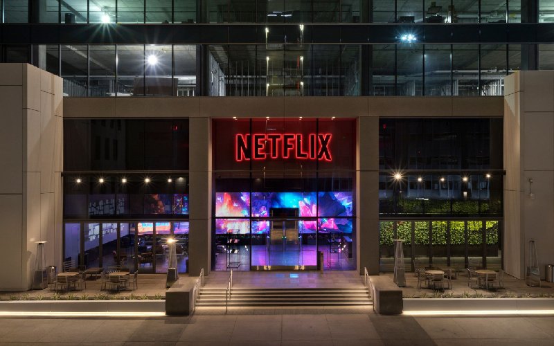 Netflix Gaet Microsoft Beri Opsi Berlangganan dengan Iklan