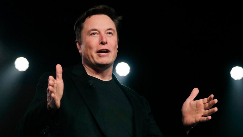 Elon Musk Cetak Rekor Kerugian Terbesar Sedunia