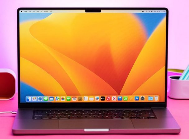 Apple MacBook Pro 16 Rekomendasi Edit Video