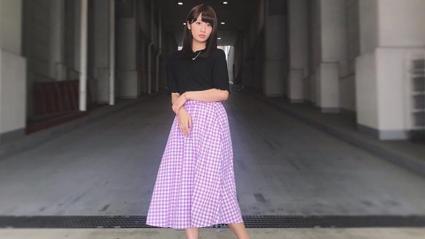 Blouse dan Midi Skirt Nana Fujita AKB48