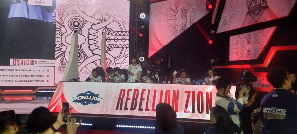 Rebellion Zion vs Geek Fam di MPL ID S12
