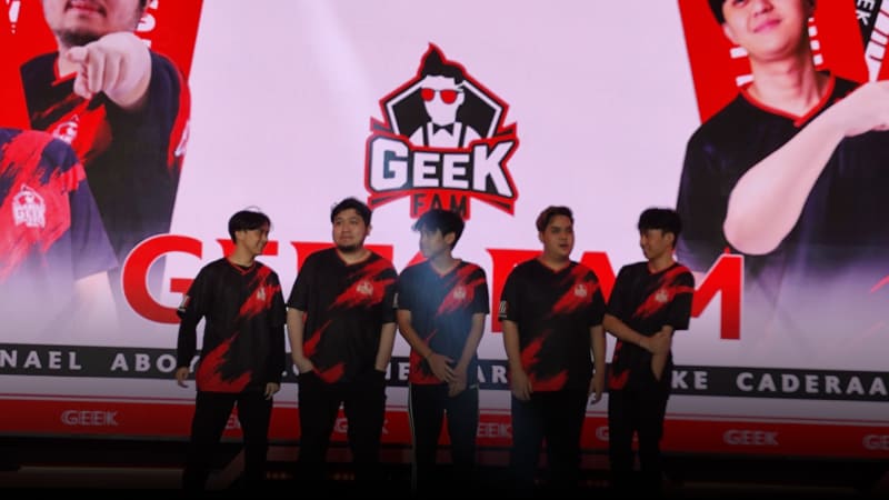 Markyyy Geek Fam: Secret Weapon di Akhir Season
